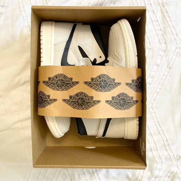 Nike Women Air Jordan 7.5 NWT - Picture 4 of 7